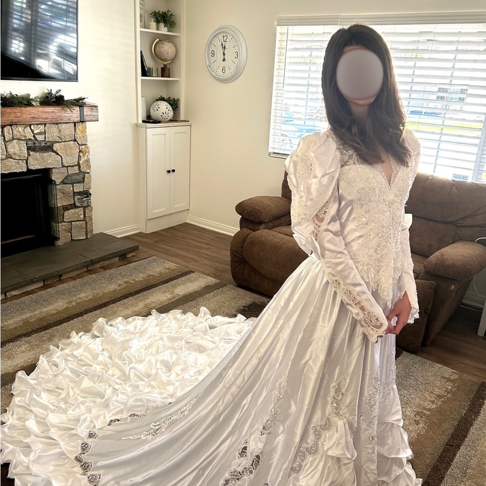 Elegant White Wedding Dress with Train